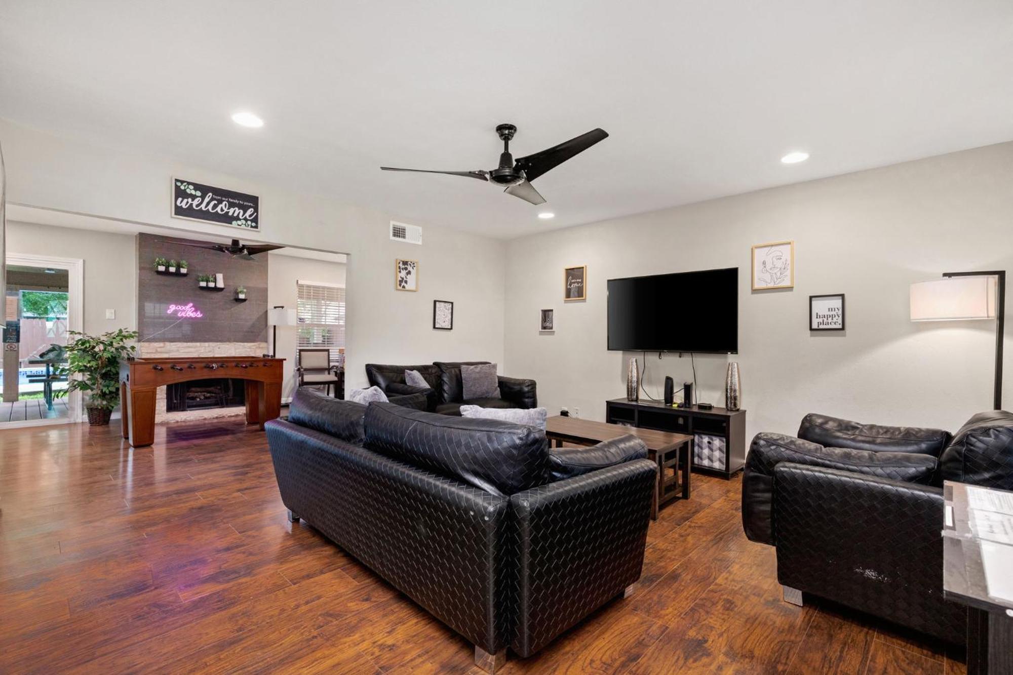 Spacious 4 Bedroom With Pool-Minutes To Seaworld And Lackland Afb San Antonio Luaran gambar