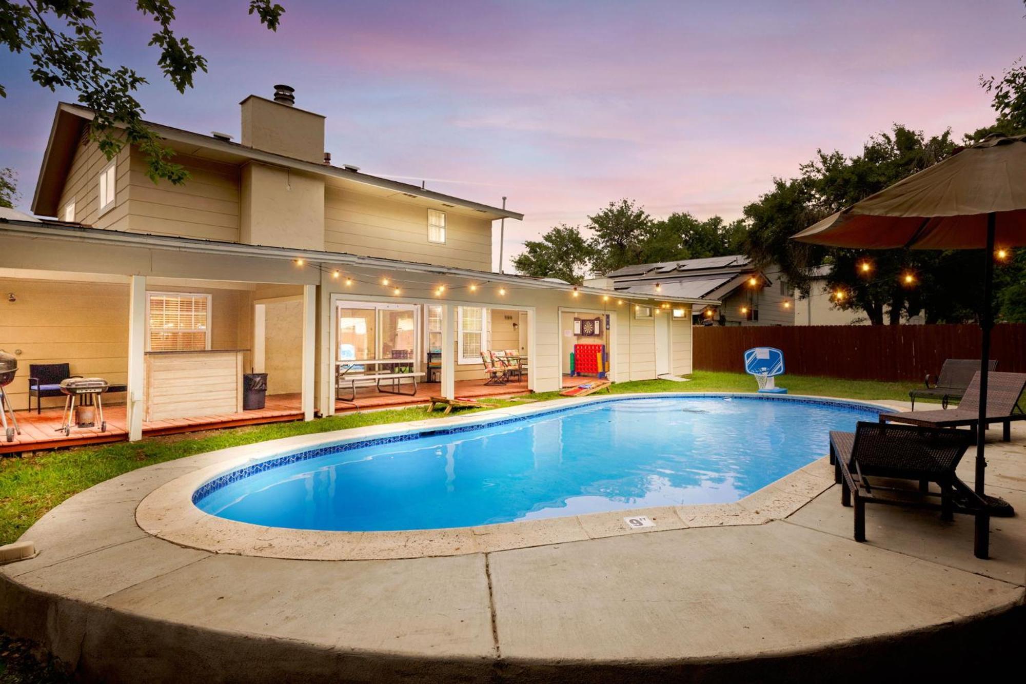 Spacious 4 Bedroom With Pool-Minutes To Seaworld And Lackland Afb San Antonio Luaran gambar