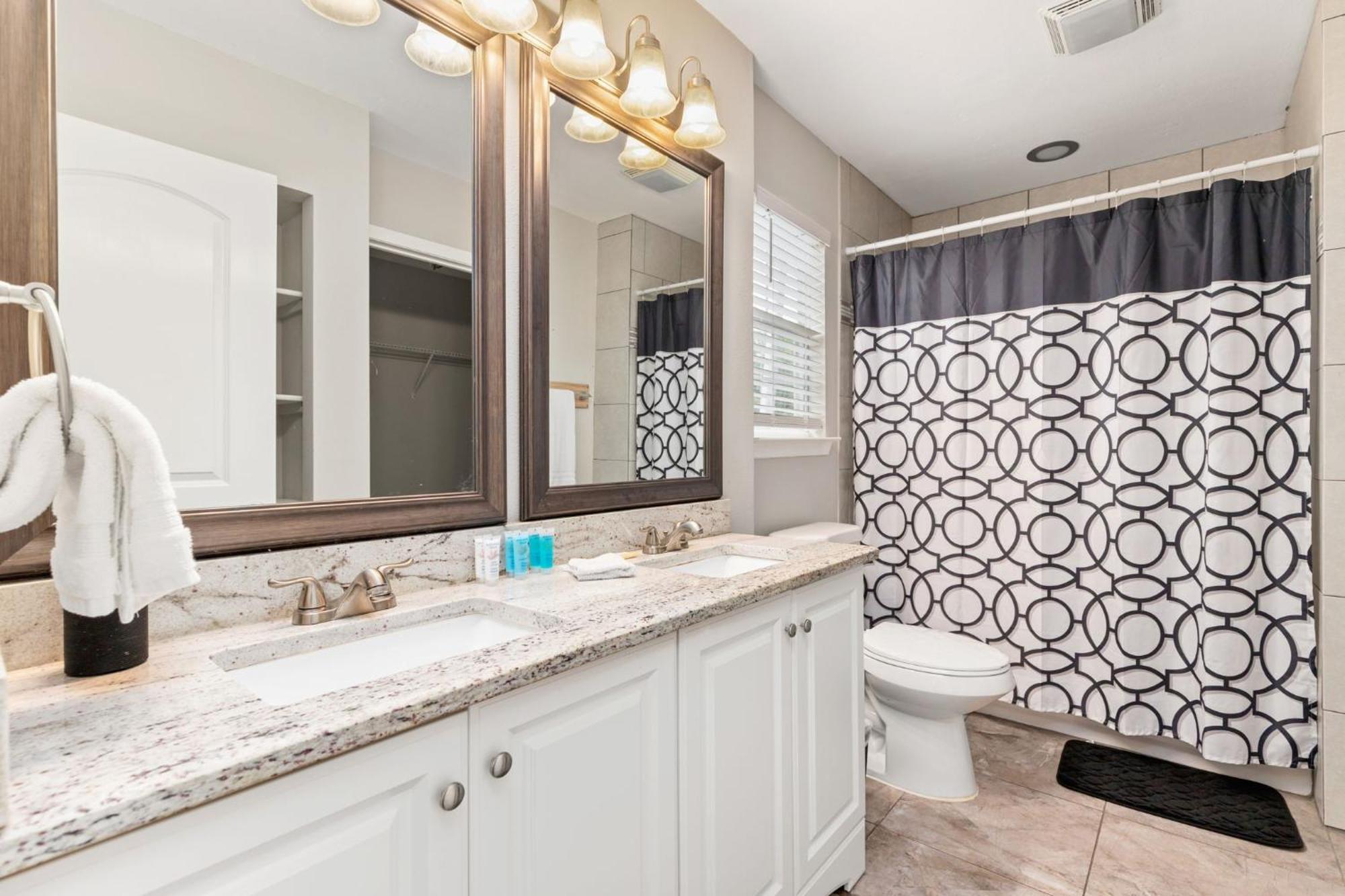 Spacious 4 Bedroom With Pool-Minutes To Seaworld And Lackland Afb San Antonio Luaran gambar