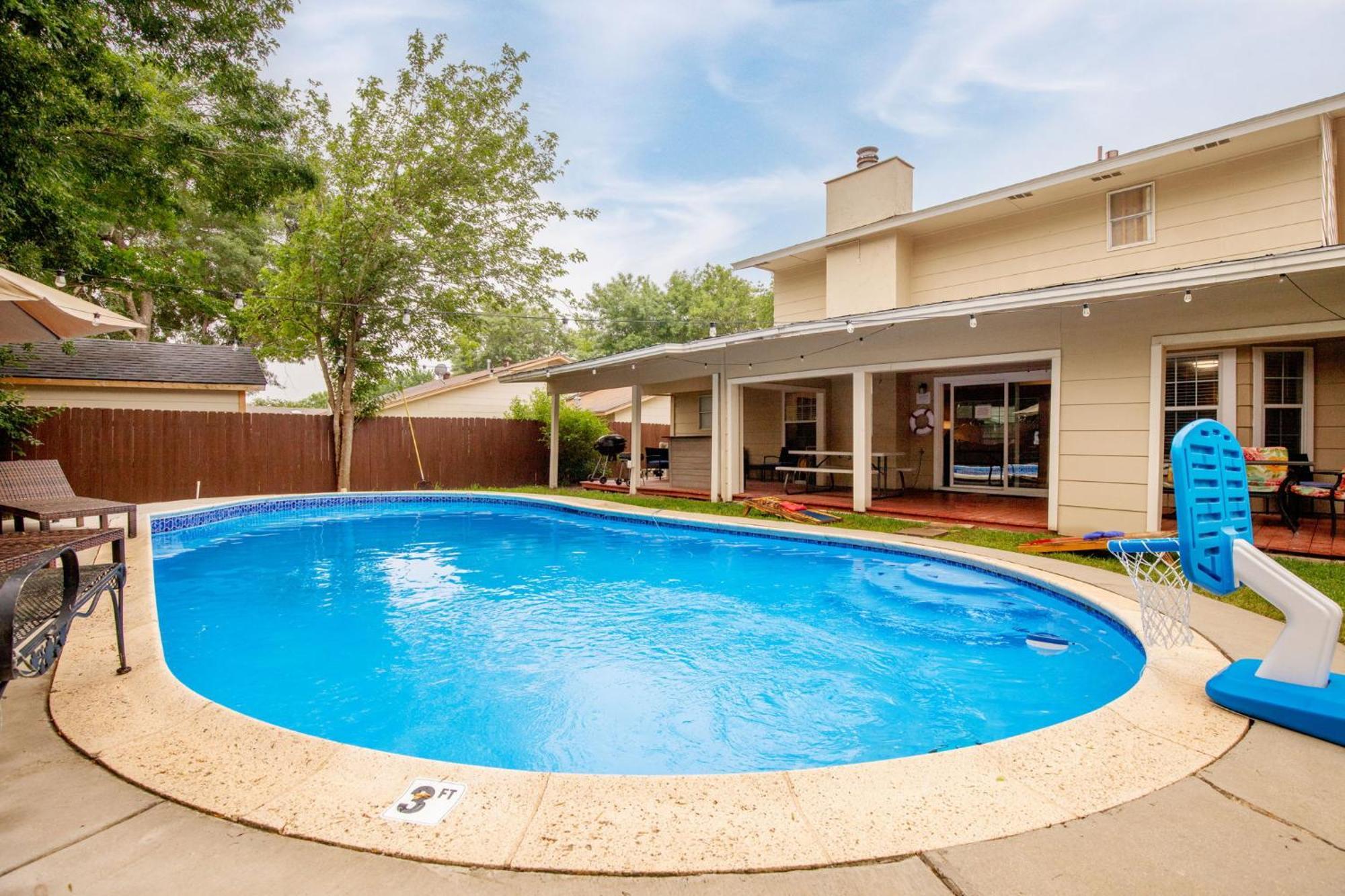 Spacious 4 Bedroom With Pool-Minutes To Seaworld And Lackland Afb San Antonio Luaran gambar